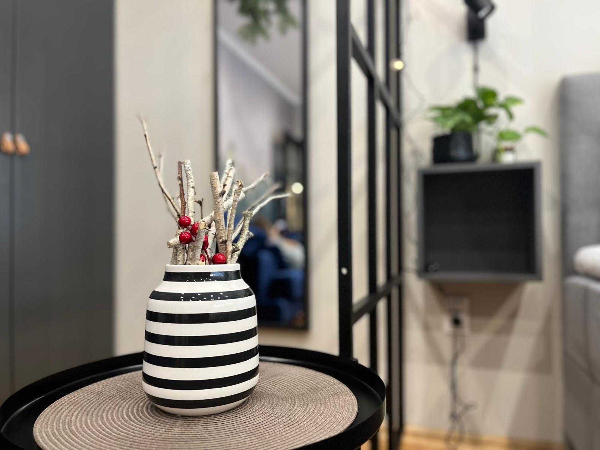 Oazis Apartman Veszprém Exteriör bild